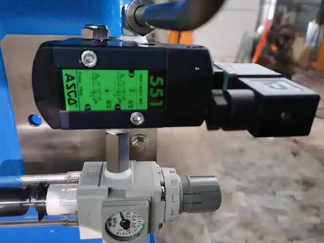 8320G184